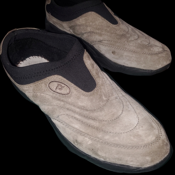 Propet Slip On Shoes - Picture 3 of 7